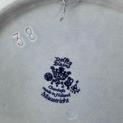 1839 Delft Horse and carriage