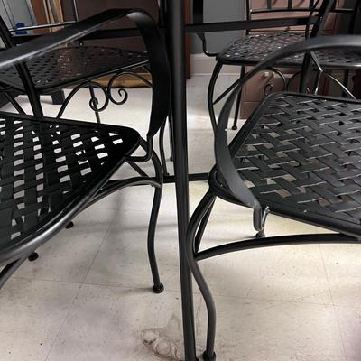 Tile patio table 4 metal chairs with tile backs
