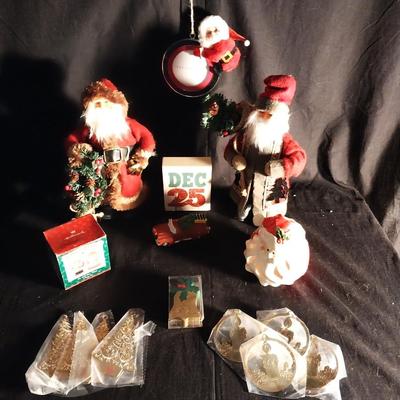 CHRISTMAS AND SANTA FIGURINES-