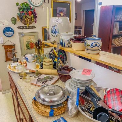 Lot 15 - Kitchen items and Art