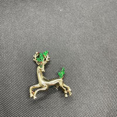 Christmas reindeer brooch - Gerryâ€™s