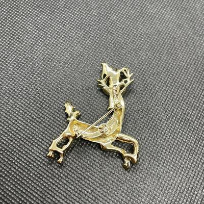 Christmas reindeer brooch - Gerryâ€™s