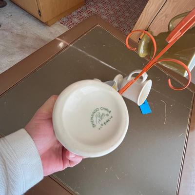 Vintage coffee mugs & stand