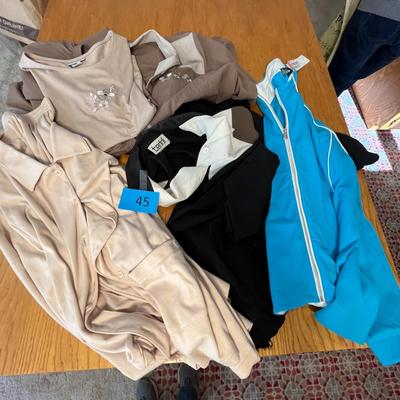 Lot 2 of tops