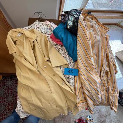 Lot 3 of tops