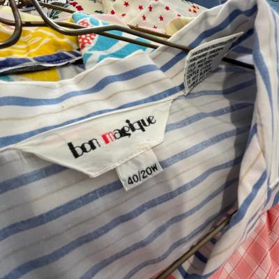 Lot 4 of tops