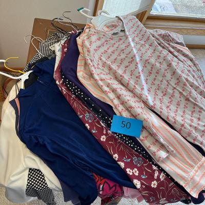 Lot 6 of tops