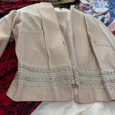 Lot 7 women's tops