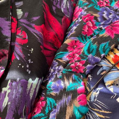 Lot 10 of tops