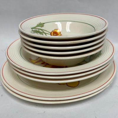Vintage American Limoges Poppies 2 dinner plates,3 flat bowls, 5 bowls