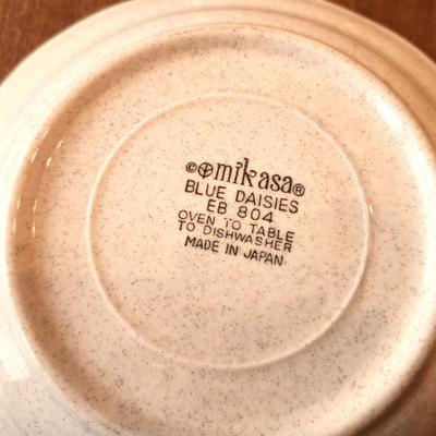 Lot #95 MIKASA "Blue Daisies" Dinnerware