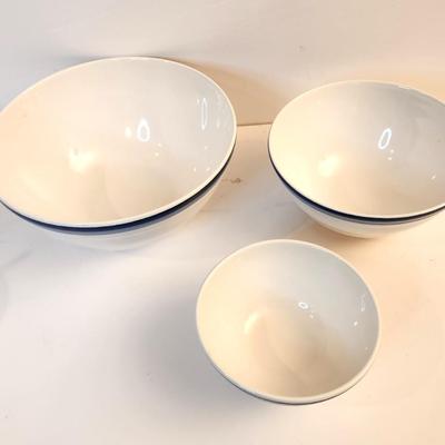 Lot #98  Lot of 3 Pfaltzgraff Mixing Bowls