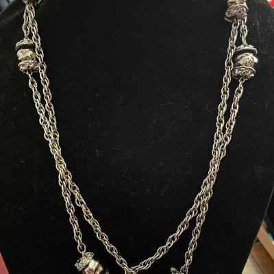 VINTAGE SILVER TONE TWISTED CHAIN
