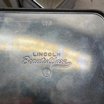Vintage Lincoln Beautyware 4 pc Canister set