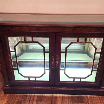 Lot #116  Pulaski Furniture Company Lighted Display Cabinet