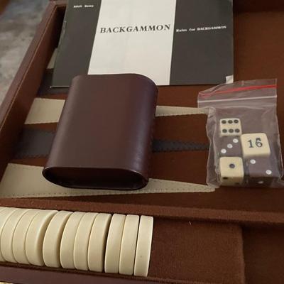 BACKGAMMON AND POKER GAME
