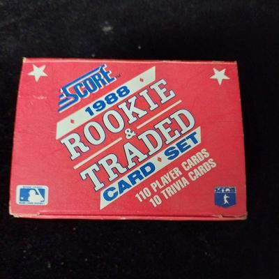 SCORE 1988 ROOKIE & TRADED CARD SET - 110 CARDS, 10 TRIVIA CARDS