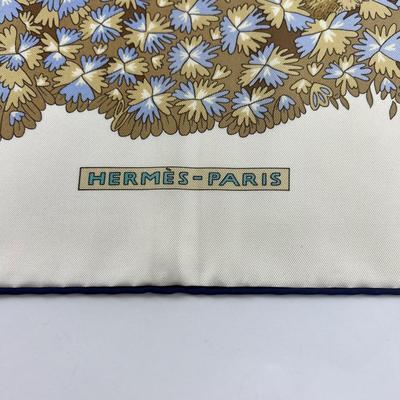 003 Authentic HERMÃˆS Carre 90 Silk Scarf Ombres Et LumiÃ¨res Silk Scarf by Annie Faivre 2001