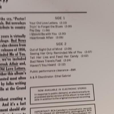 Three Porter Wagoner records Lp's - Your old Love letters- Satisfied Mind - An old Log Cabin