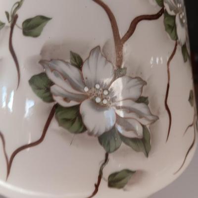 Vintage floral painted table lamp