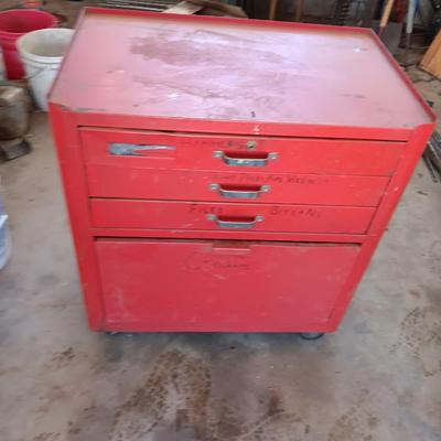 Three drawer Tool chest with under storage
