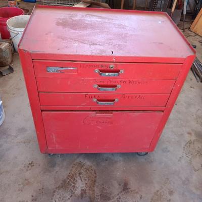 Three drawer Tool chest with under storage