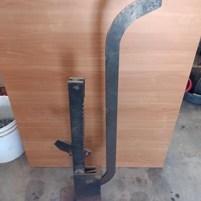 Vintage Jack - post puller