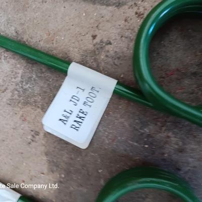 Hay rake replacement teeth = John Deere 186SE