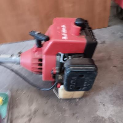 Homelite gas weed eater weed trimmer with string 15" Dual cut