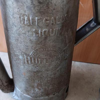 Two Vintage swivel spout oil cans - gallon Tool king & half gallon Huffman