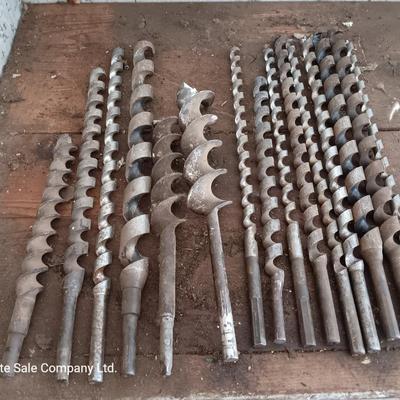 Assortment of bits - drill bits