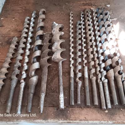 Assortment of bits - drill bits
