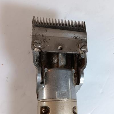 Stewart variable control livestock / animal sheers
