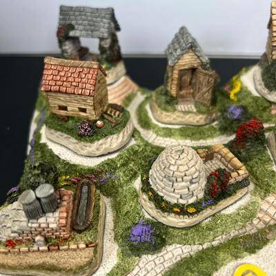 David White Diarama 12 cottages