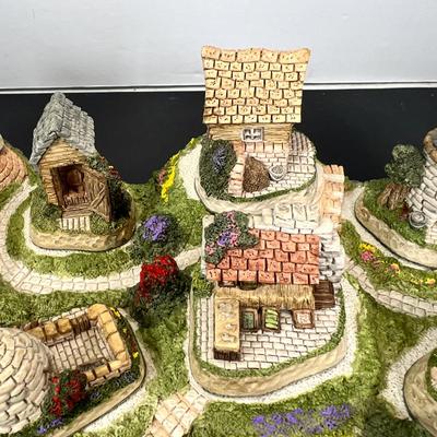 David White Diarama 12 cottages