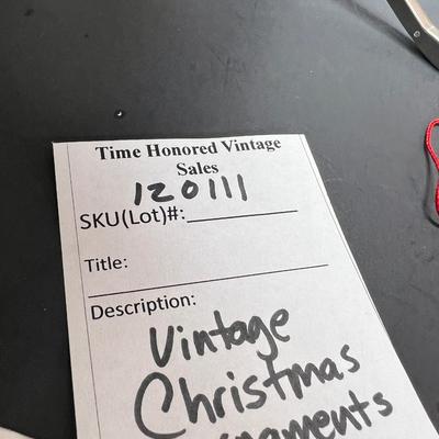 ViNTAGE CHRISTMAS ORNAMENTS AND 4 BAGS OF CLEAR LIGHTS