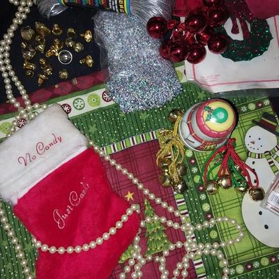 CHRISTMAS CRAFTING ITEMS