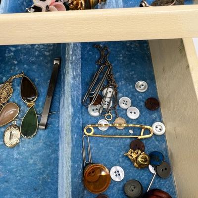Costume jewelry and Vintage box