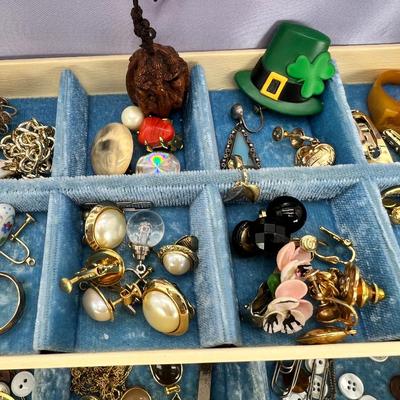 Costume jewelry and Vintage box
