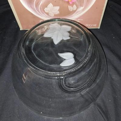 ANCHOR HOCKING GLASS SERVING BOWL