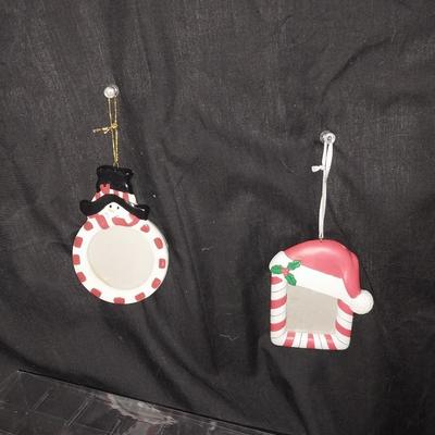 CHRISTMAS DECOR