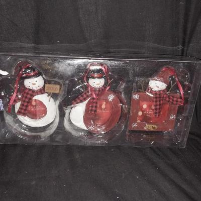 CHRISTMAS DECOR