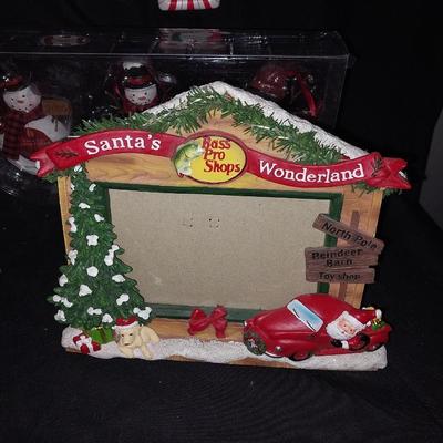 CHRISTMAS DECOR