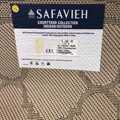 700 Safavieh Round Outdoor Rug