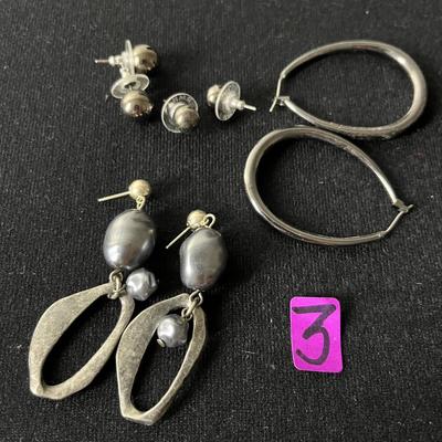 Silver Earrings Set