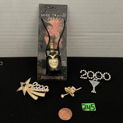 Year 2000 Commemorative Jewelry/Pins