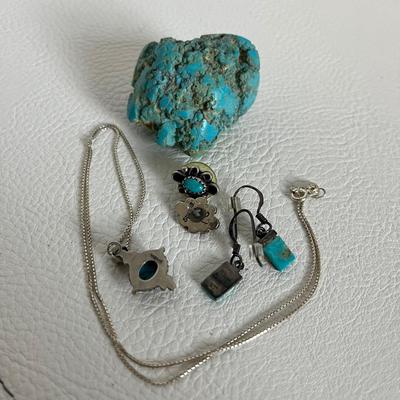 Sterling Silver Turquoise Jewelry and Assorted Turquoise Colored Beads