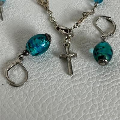 Sterling Silver Turquoise Jewelry and Assorted Turquoise Colored Beads