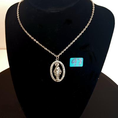 Religious Pendant Chain Necklace