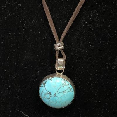 Unique possible turquoise 925 pendant & earrings